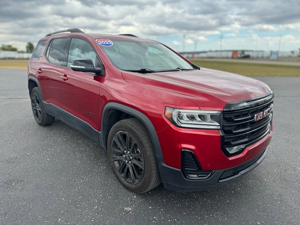 Used 2023 GMC Acadia SLE w/ Driver Convenience Package image 7