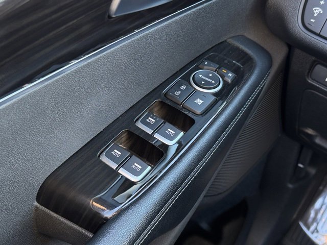 Used 2019 Kia Sorento EX image 33