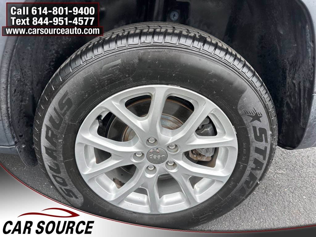 Used 2016 Jeep Cherokee Latitude w/ Comfort/Convenience Group AWD/4WD image 20