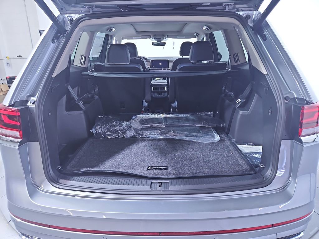 New 2026 Volkswagen Atlas SEL Premium R-Line image 23