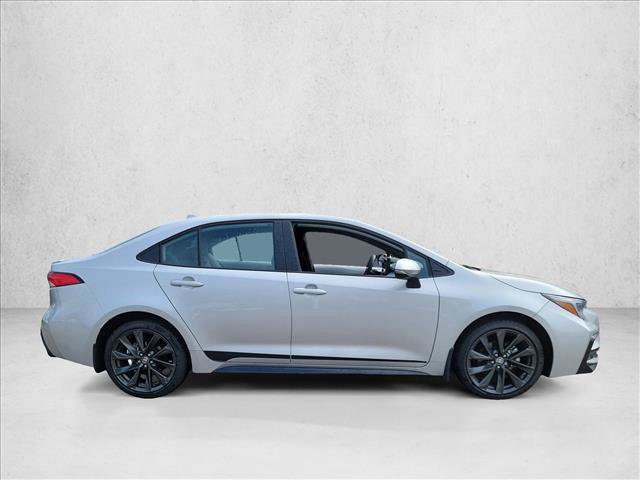 Used 2026 Toyota Corolla SE FWD image 4