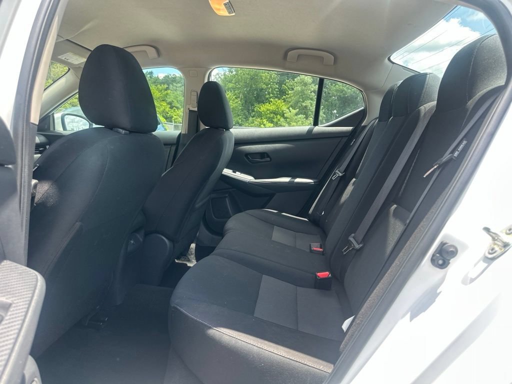Used 2024 Nissan Sentra SV FWD image 15
