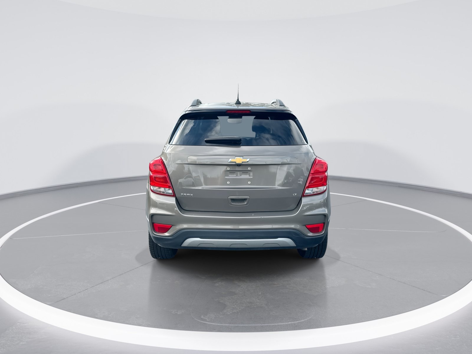 Used 2020 Chevrolet Trax LT w/ LT Convenience Package FWD image 8