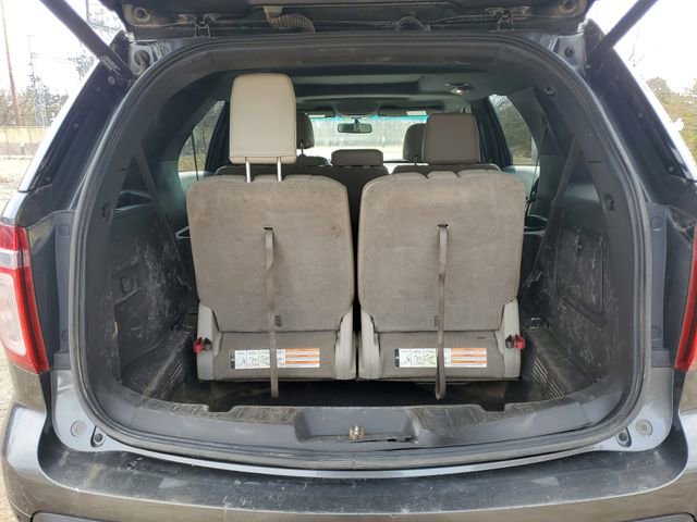 Used 2015 Ford Explorer XLT w/ Equipment Group 202B image 8