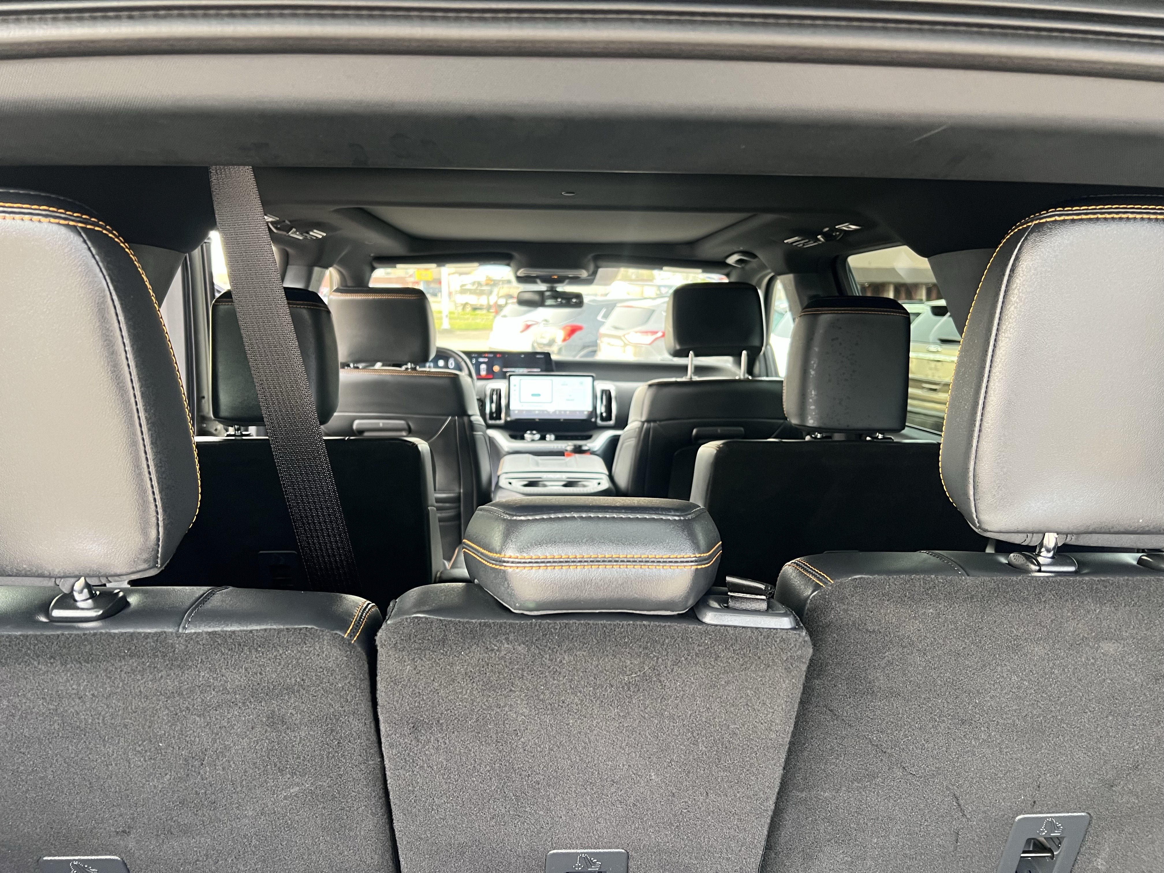Used 2025 Ford Expedition Tremor AWD/4WD image 24
