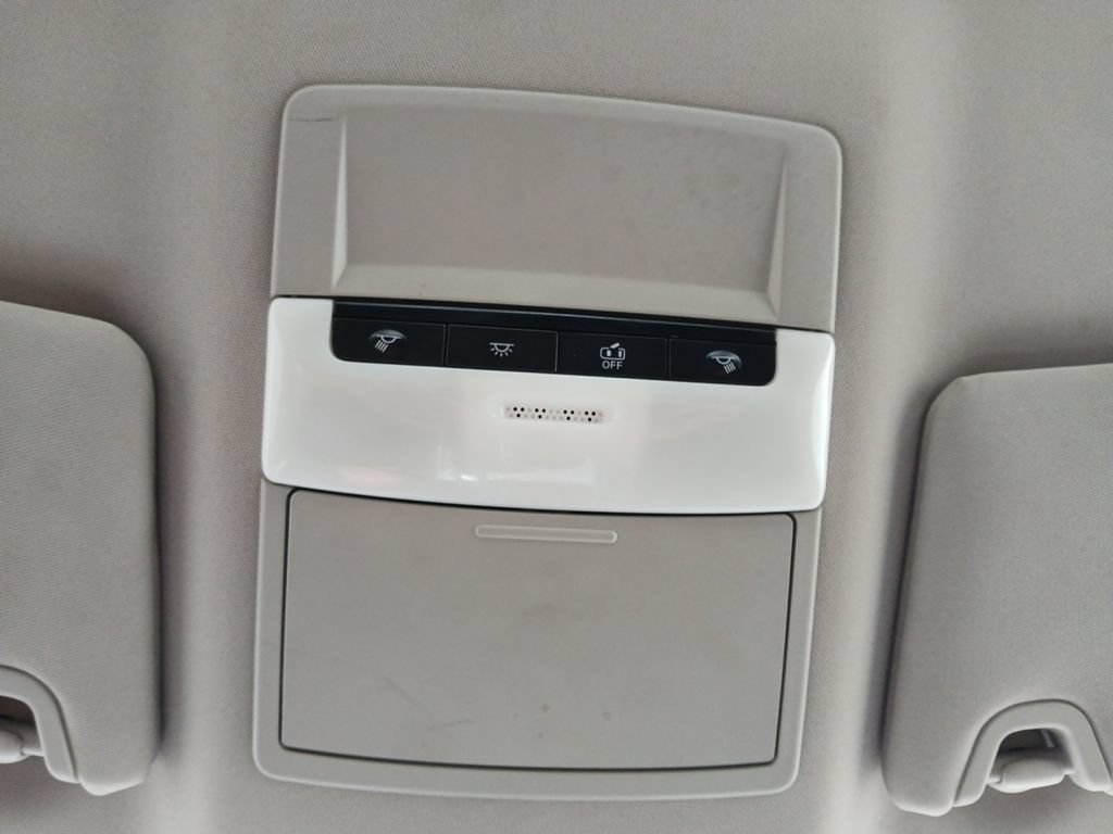 Used 2024 Nissan Altima 2.5 SV FWD image 7
