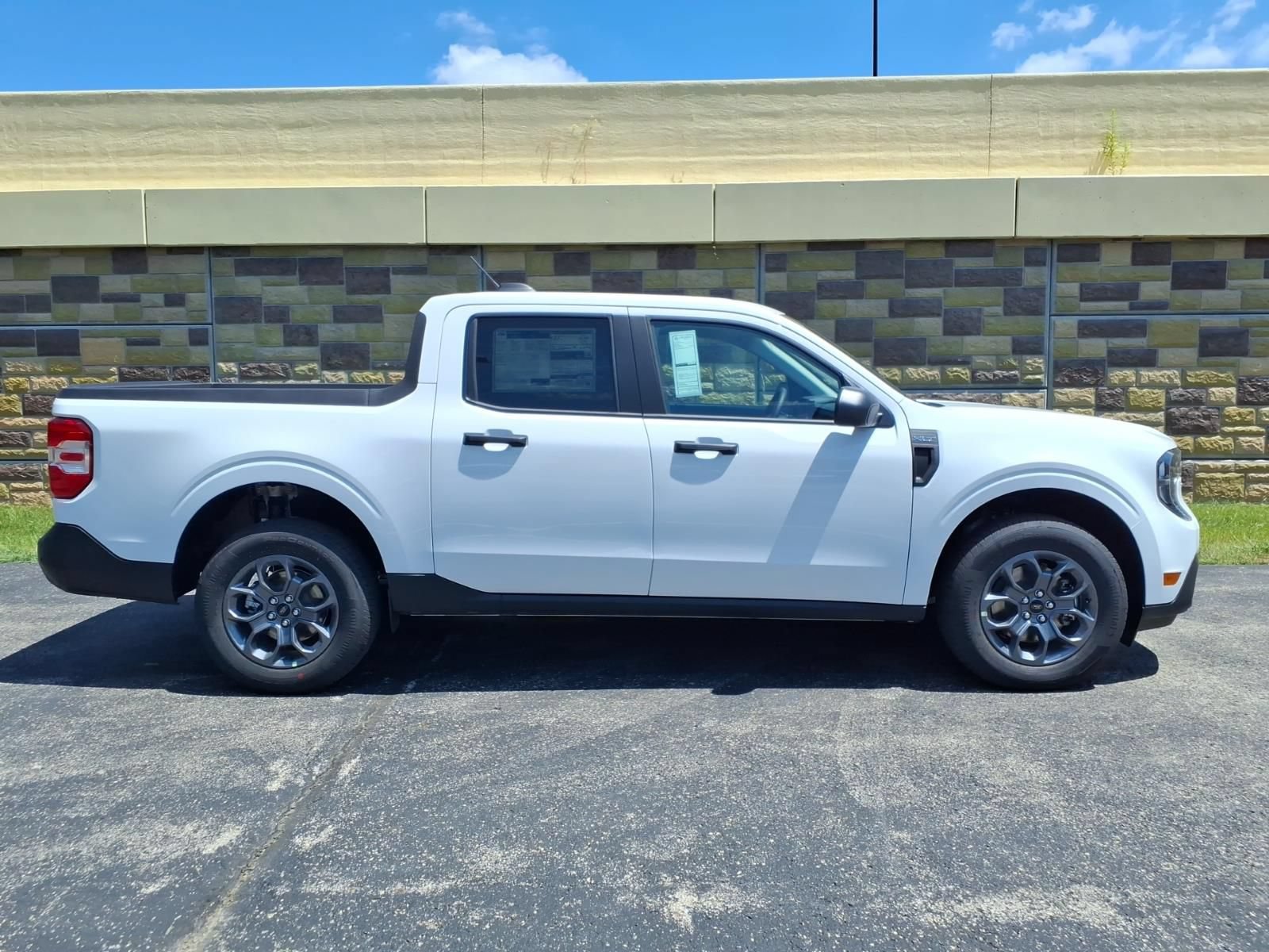 New 2026 Ford Maverick XLT w/ Equipment Group 301A AWD/4WD image 9