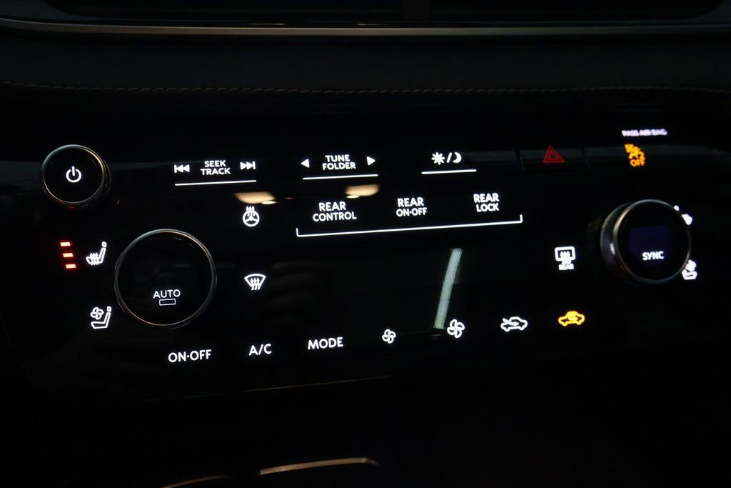 Used 2023 INFINITI QX60 Luxe w/ Vision Package image 26