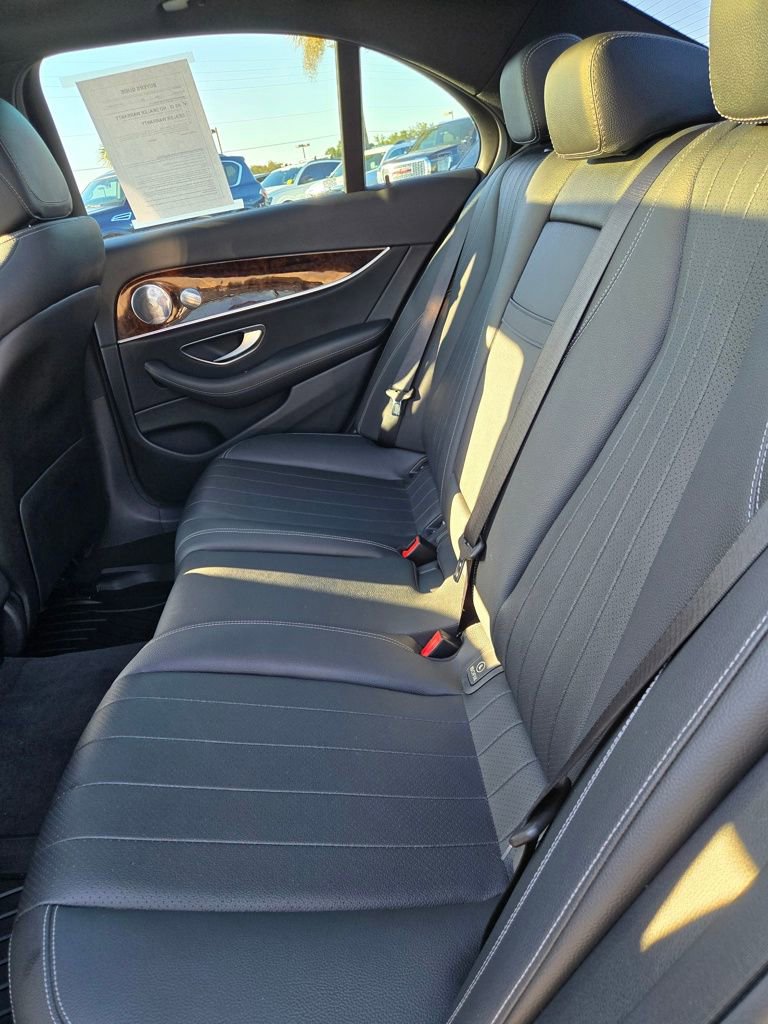 Used 2020 Mercedes-Benz E 450 4MATIC Sedan w/ Driver Assistance Package image 40
