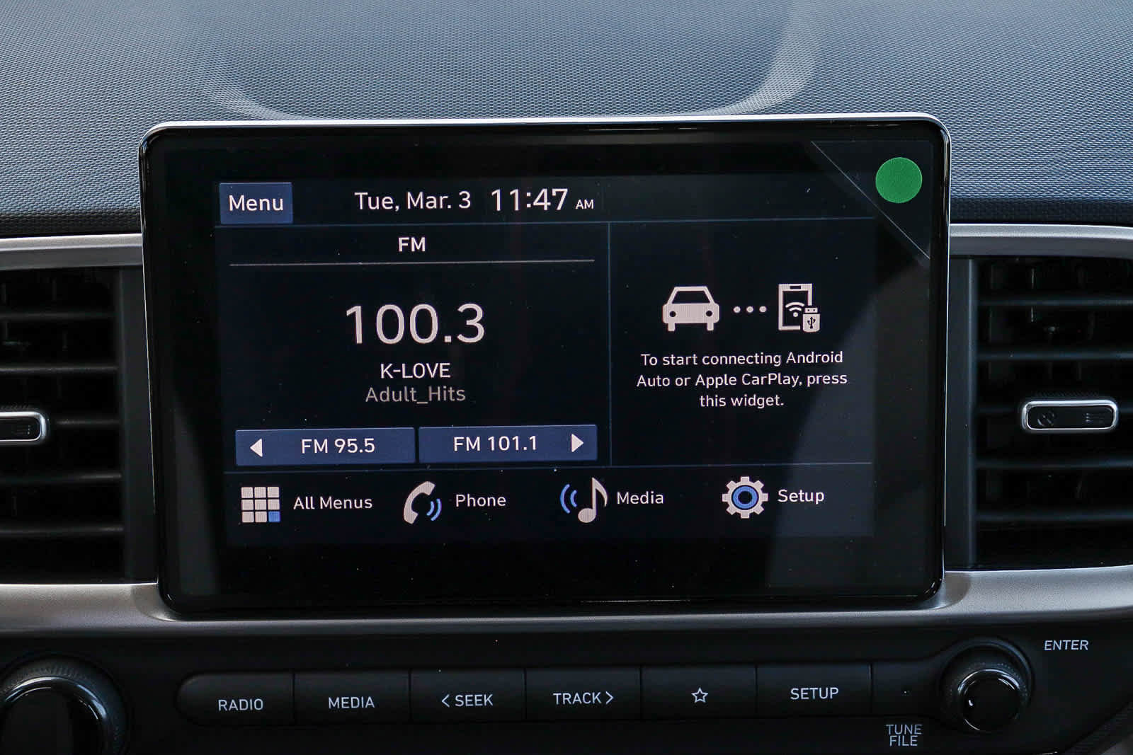 New 2026 Hyundai Venue SEL FWD image 17