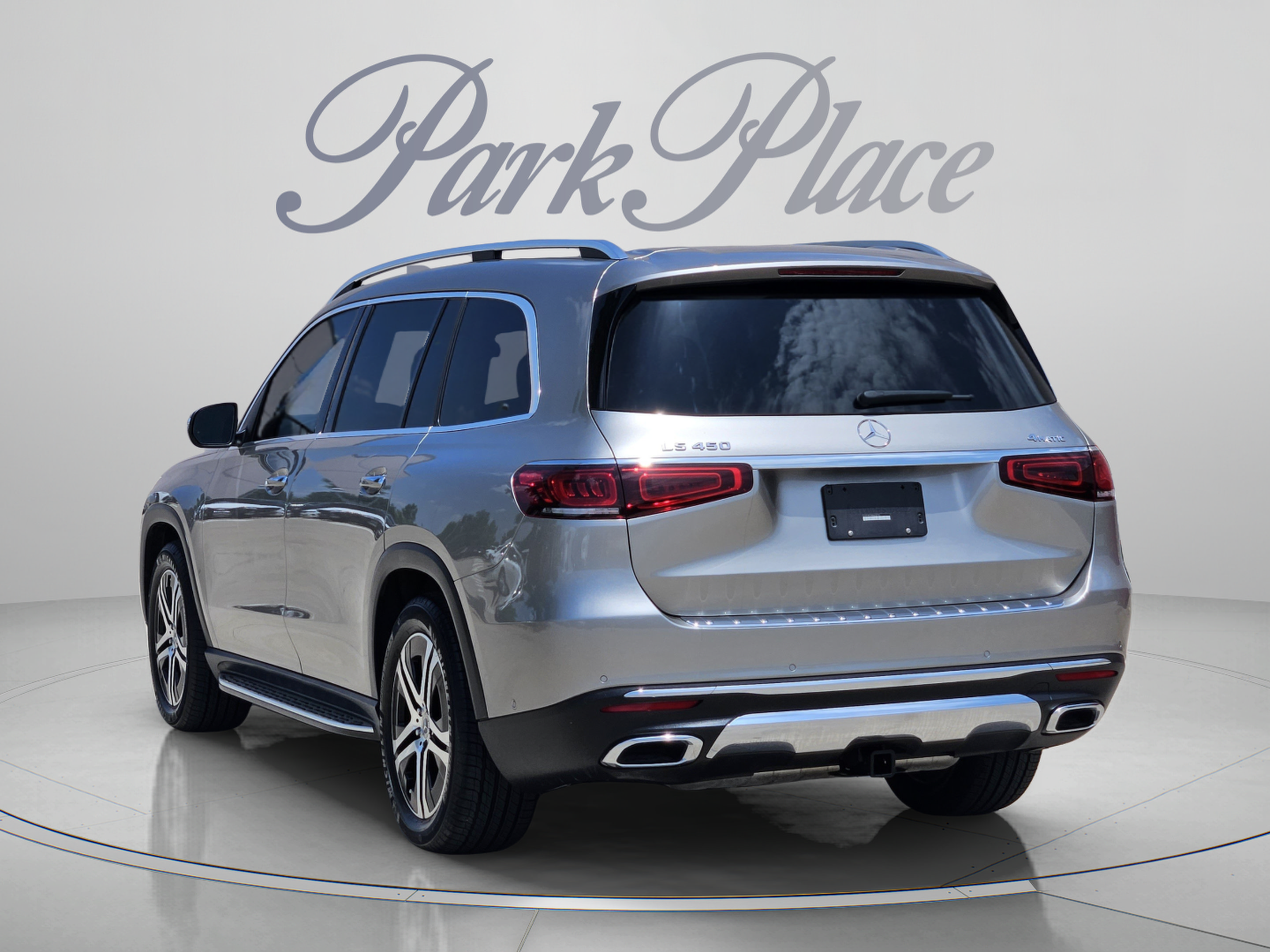 Certified 2021 Mercedes-Benz GLS 450 4MATIC image 3