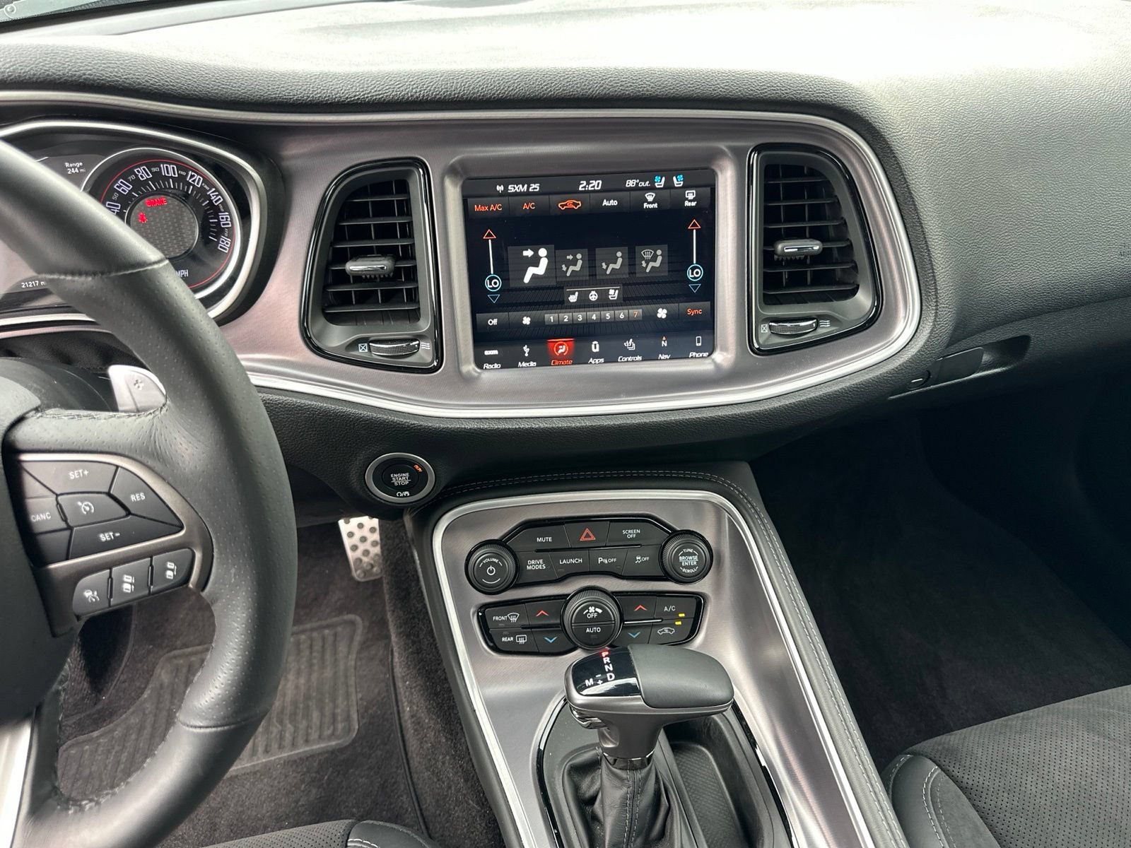 Used 2019 Dodge Challenger R/T Scat Pack w/ Widebody Package RWD image 10
