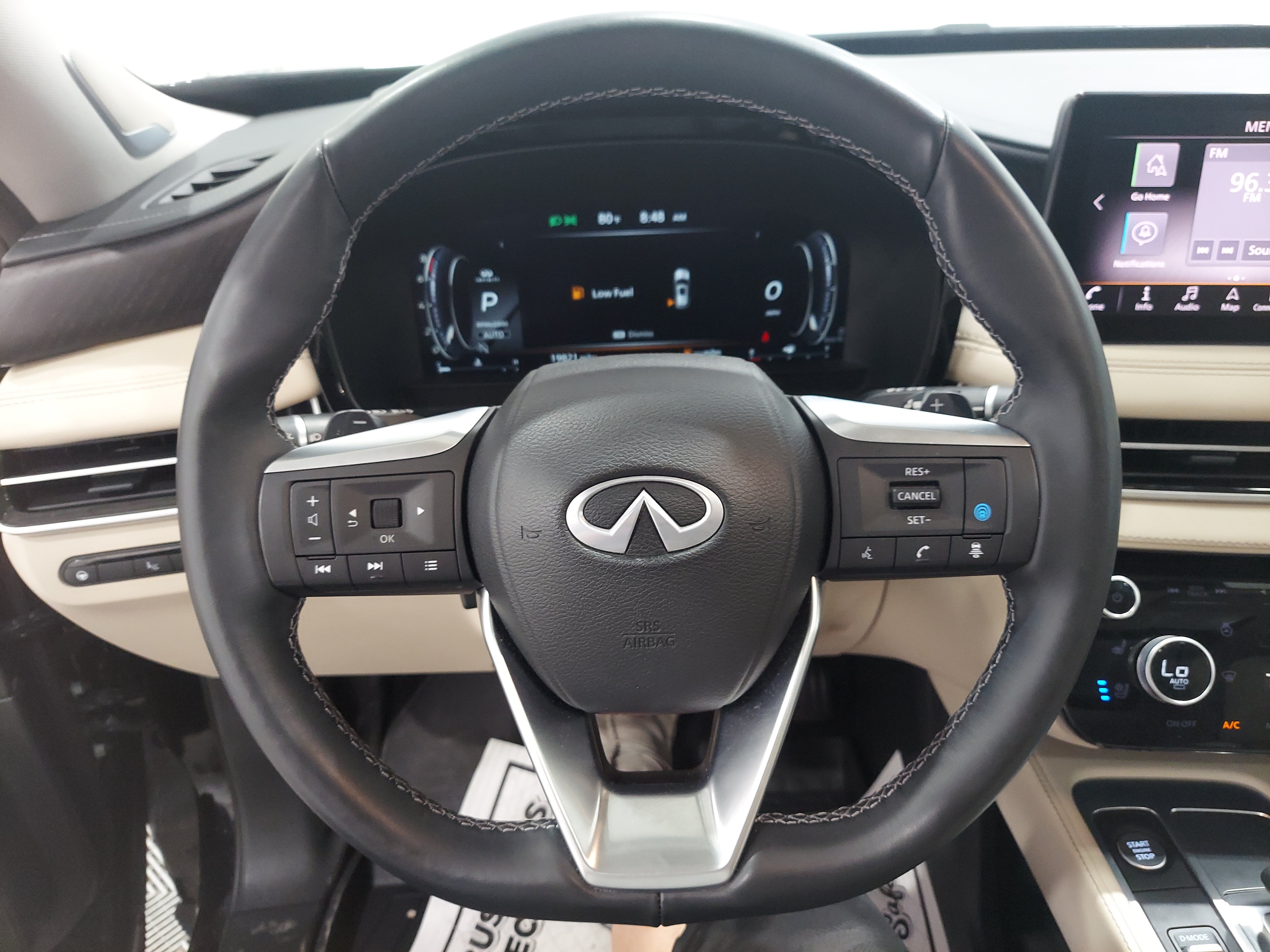 Used 2024 INFINITI QX60 Sensory AWD/4WD image 8