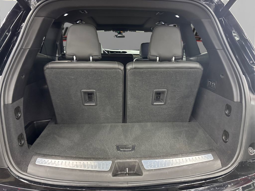Used 2020 Cadillac XT6 Premium Luxury image 11