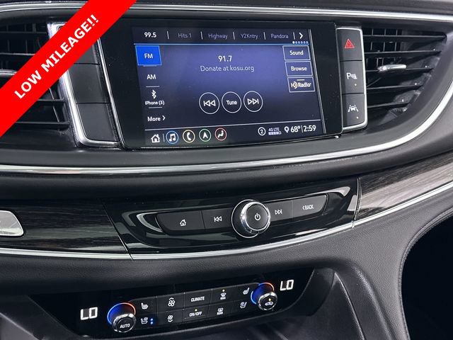 Used 2021 Buick Enclave Avenir image 13