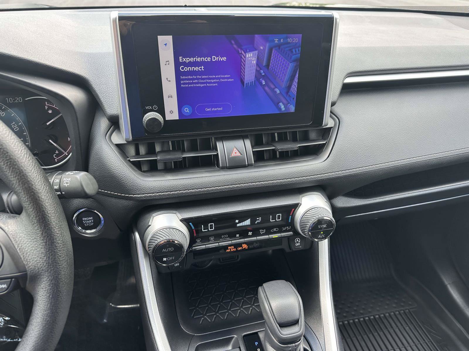 Used 2025 Toyota RAV4 XLE FWD image 16