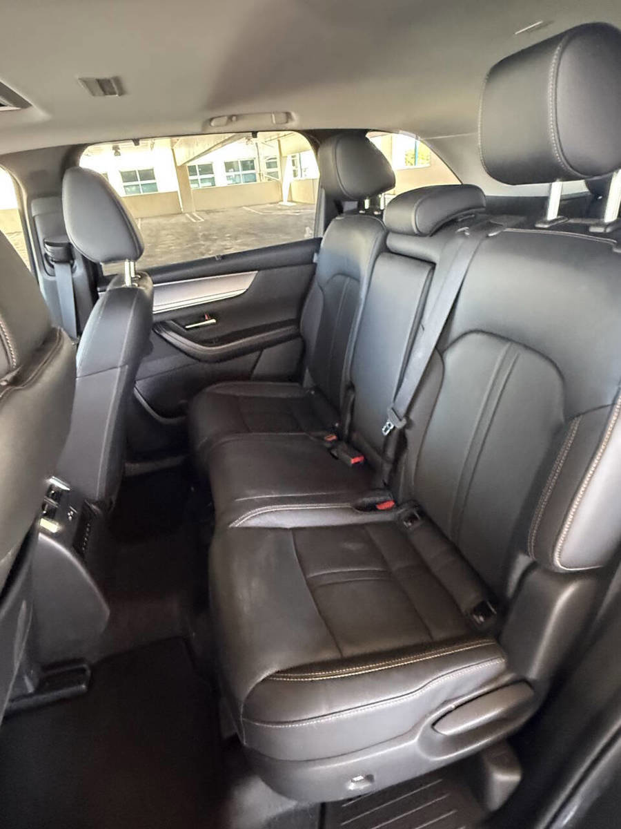 Used 2024 MAZDA CX-90 3.3 Turbo w/ Preferred Plus image 17