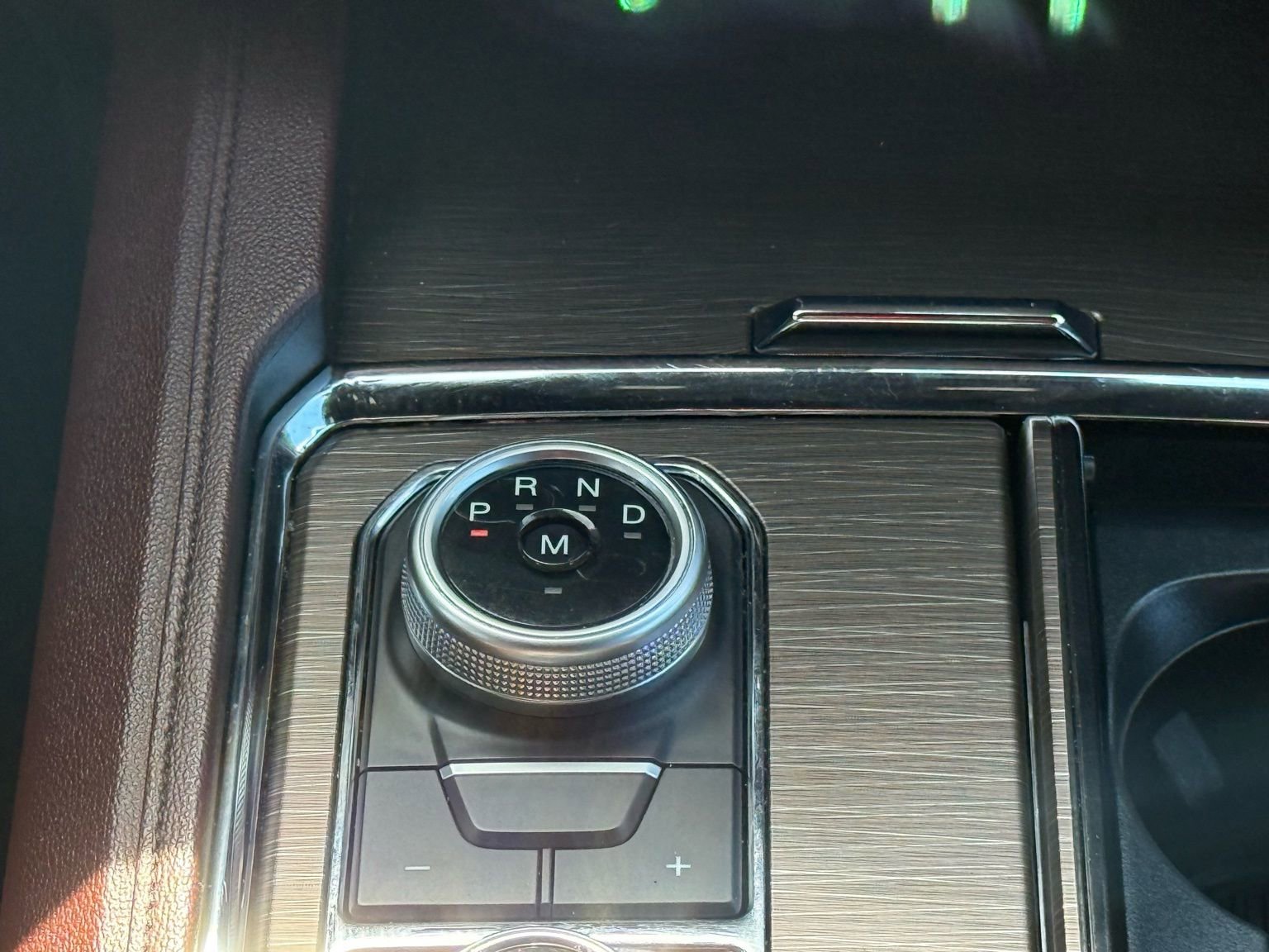 Used 2024 Ford Expedition Limited image 24