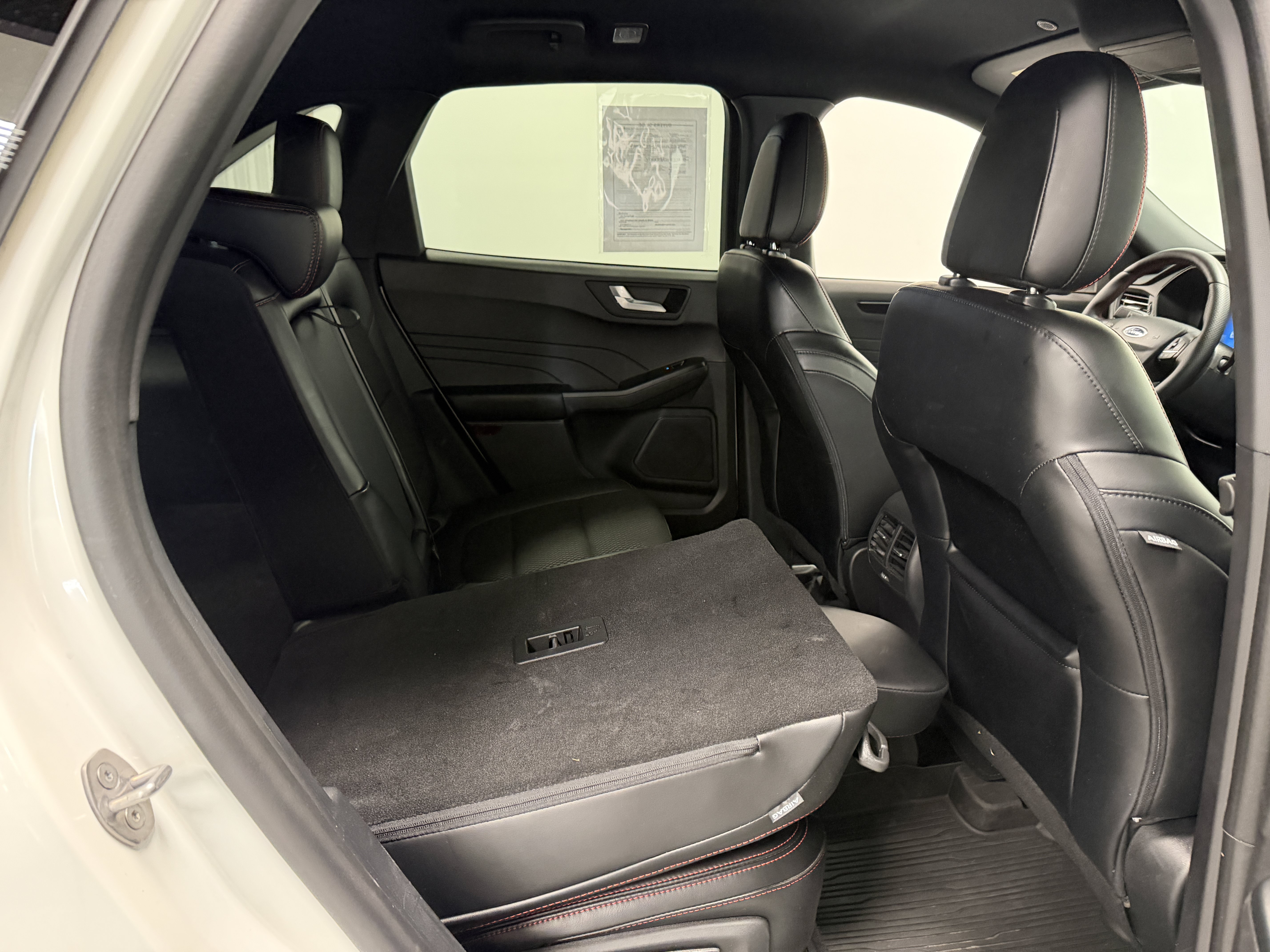 Used 2024 Ford Escape ST-Line w/ Tech Pack #1 AWD/4WD image 23