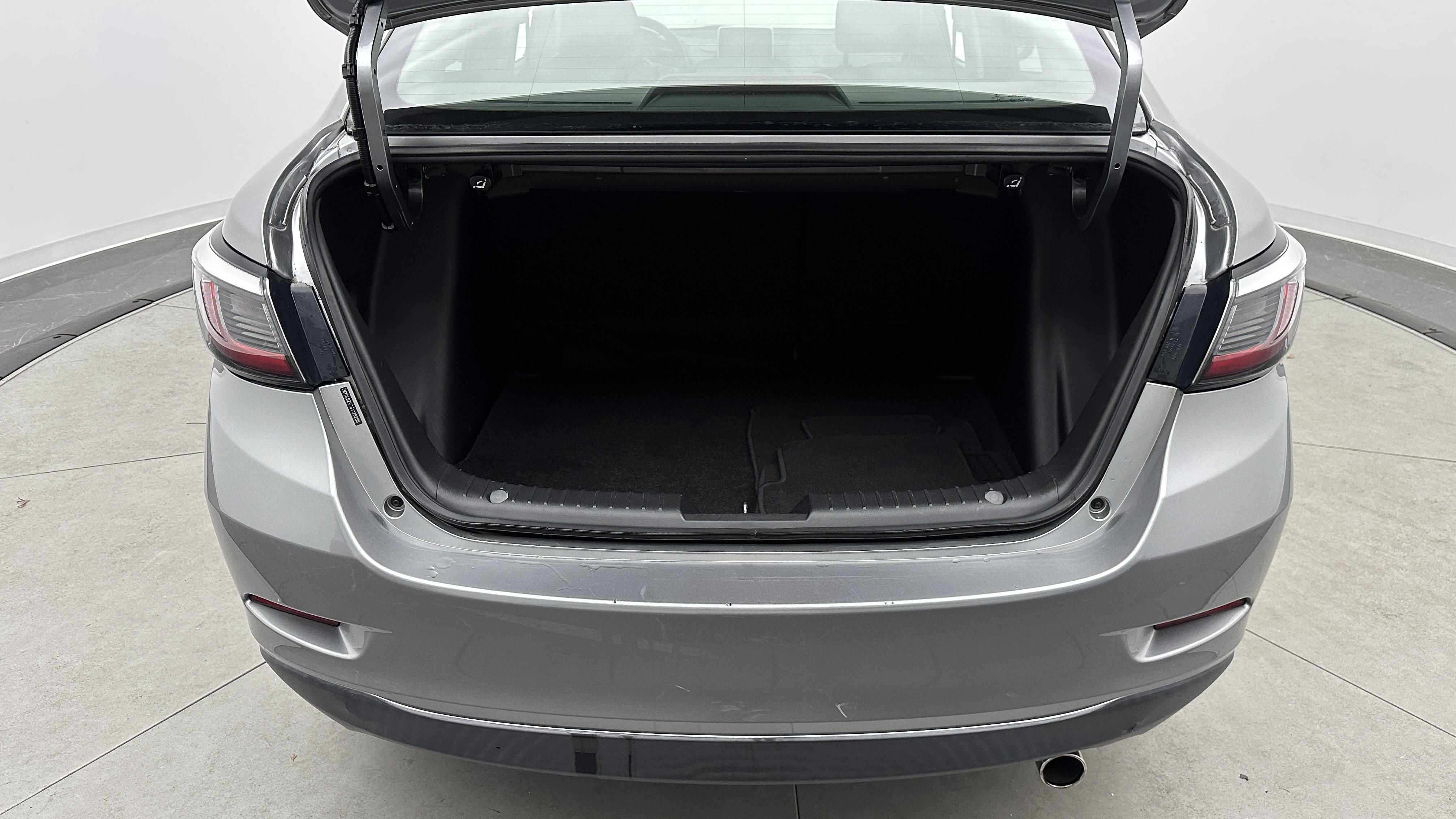 Used 2016 Scion iA FWD image 25