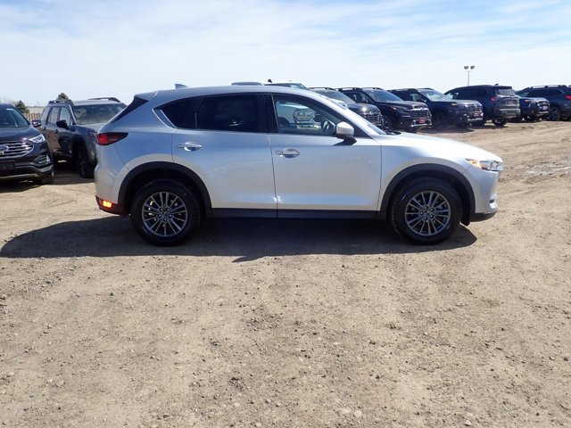 Used 2020 MAZDA CX-5 Touring image 4
