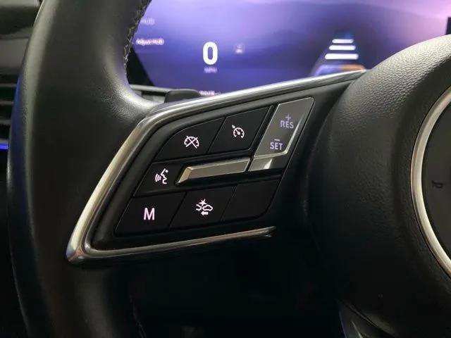 Used 2024 Buick Envision Preferred AWD/4WD image 33