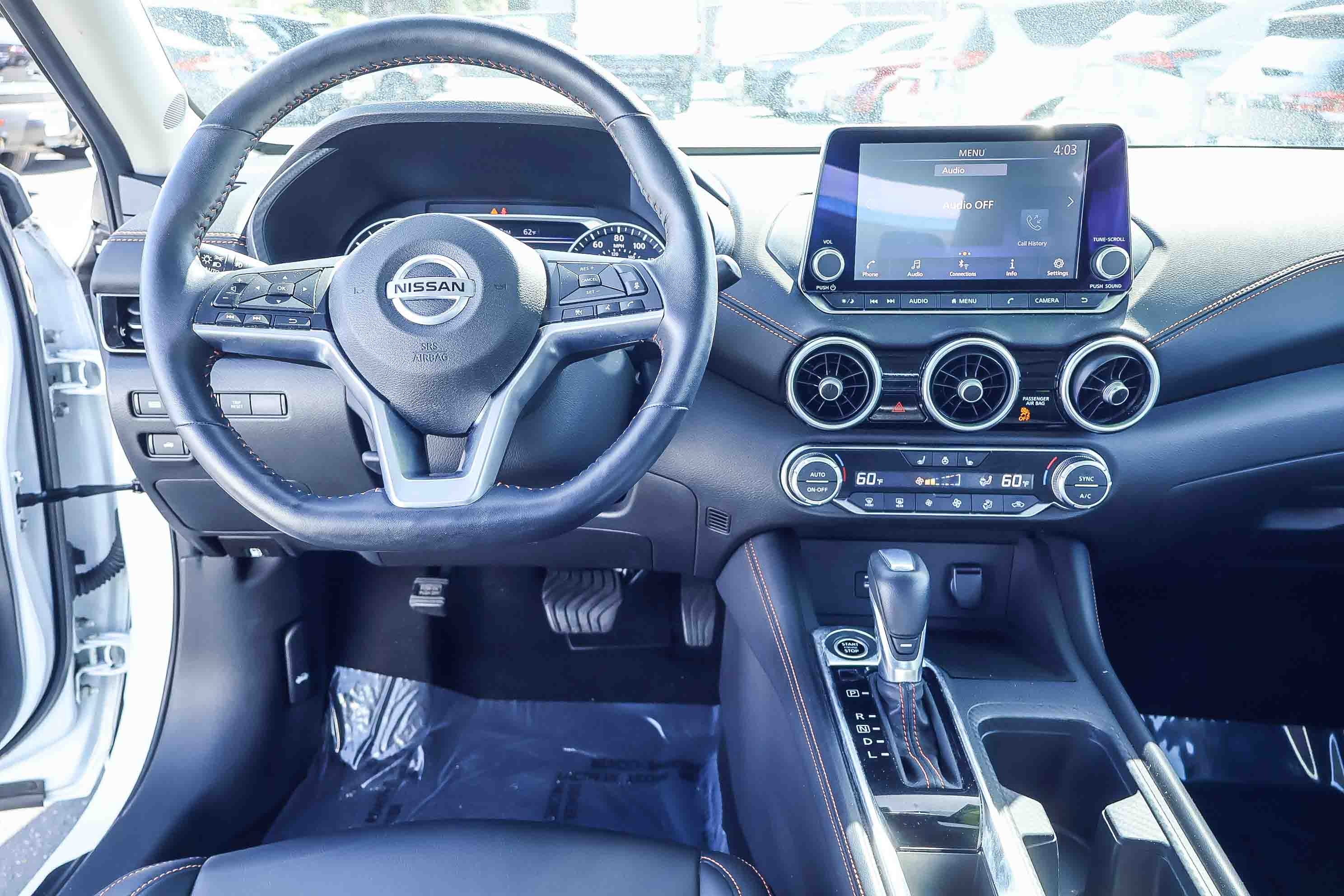 Used 2021 Nissan Sentra SR w/ SR Premium Package FWD image 3
