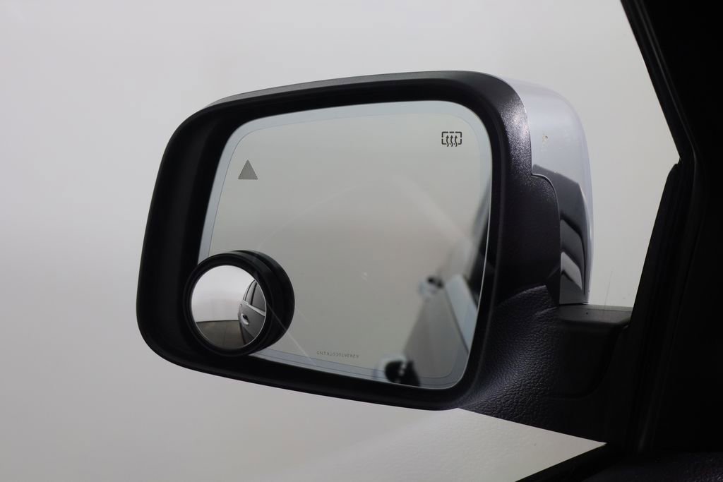 Used 2020 Jeep Grand Cherokee Limited w/ Trailer Tow Group IV image 43