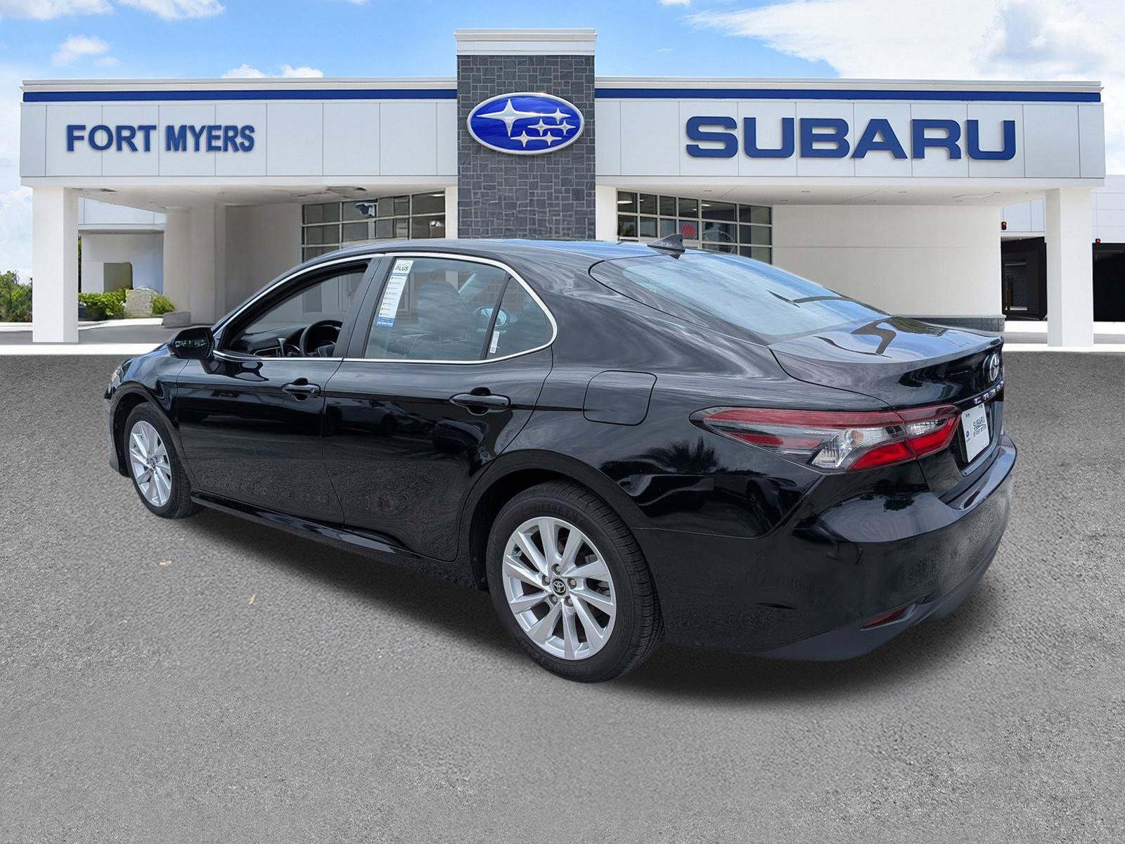 Used 2024 Toyota Camry LE FWD image 6