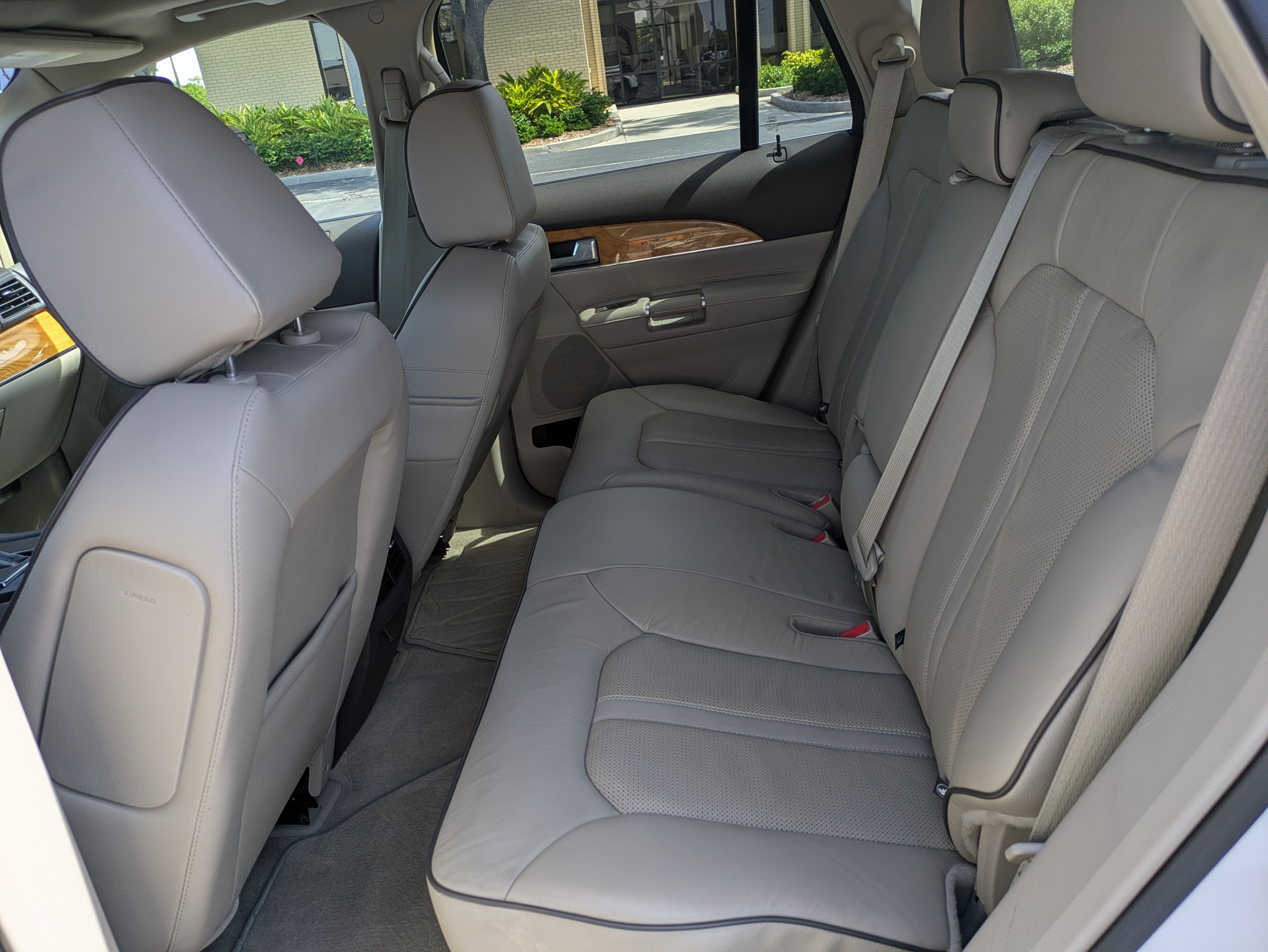Used 2014 Lincoln MKX AWD w/ Equipment Group 102A image 12