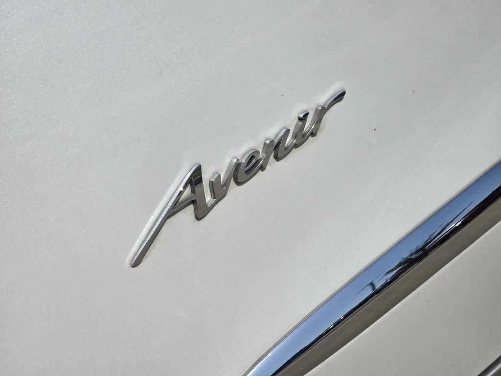 Used 2019 Buick Enclave Avenir w/ Avenir Technology Package FWD image 8