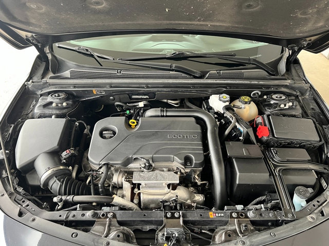 Used 2023 Chevrolet Malibu LT image 4