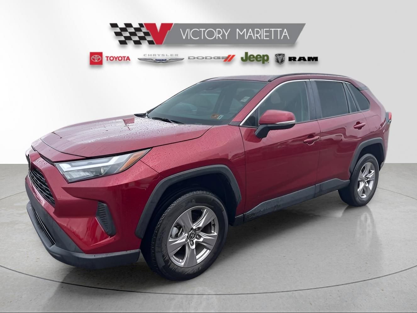 Used 2025 Toyota RAV4 XLE image 1