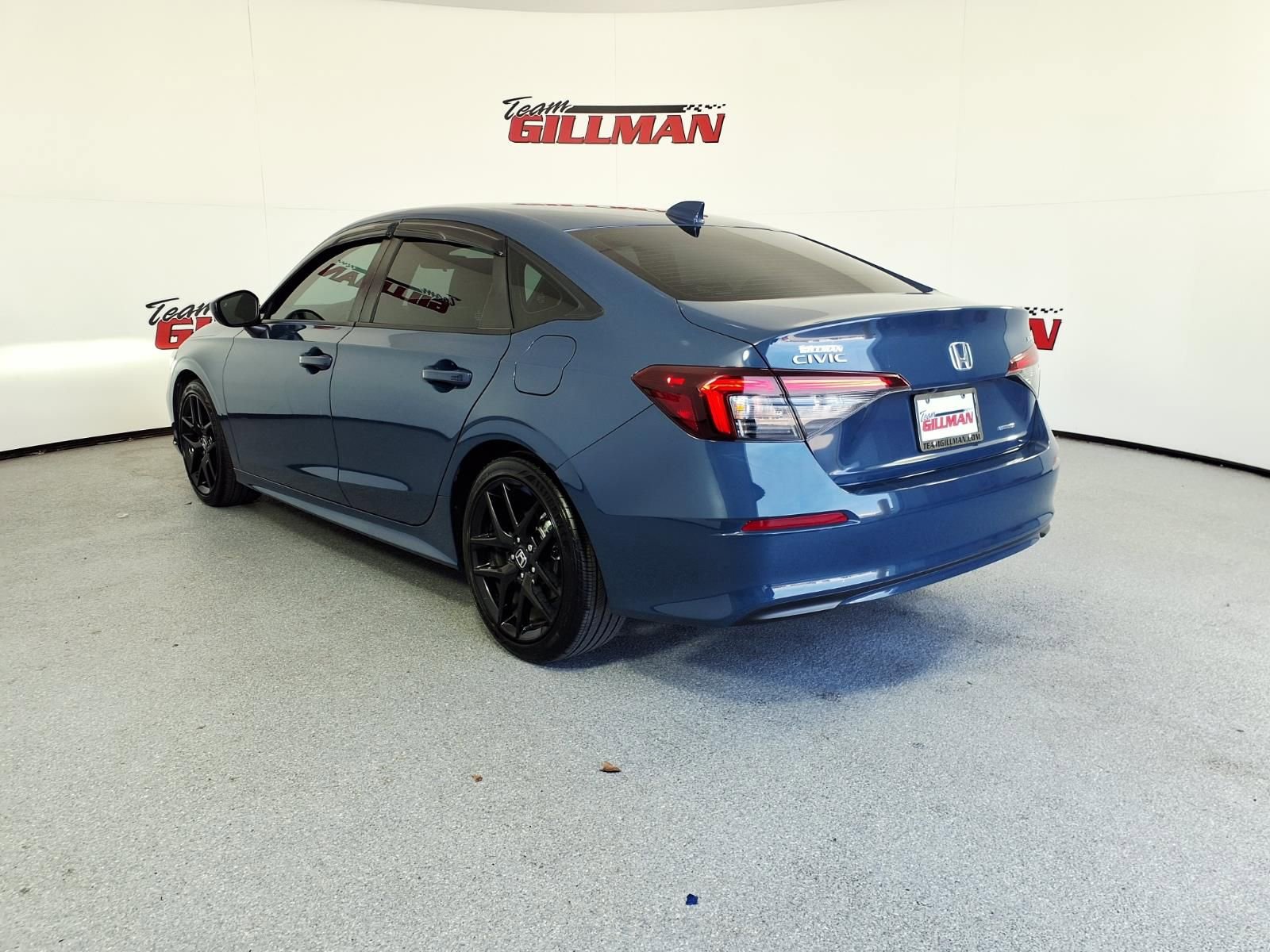 Used 2025 Honda Civic Sport image 2