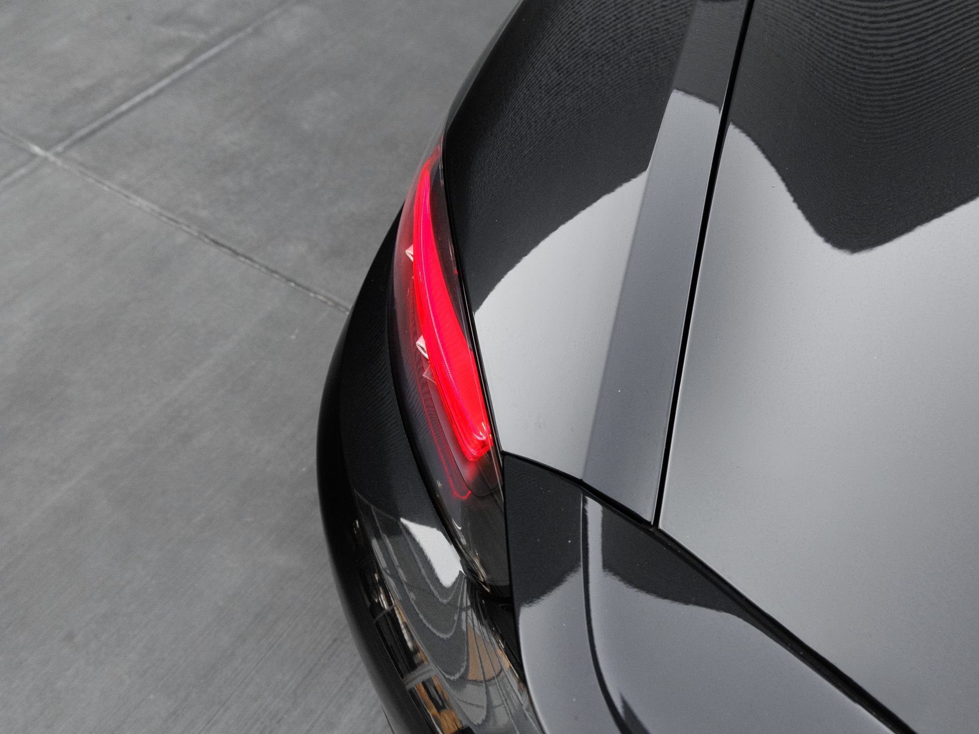 Certified 2025 Porsche 718 Boxster S RWD image 28