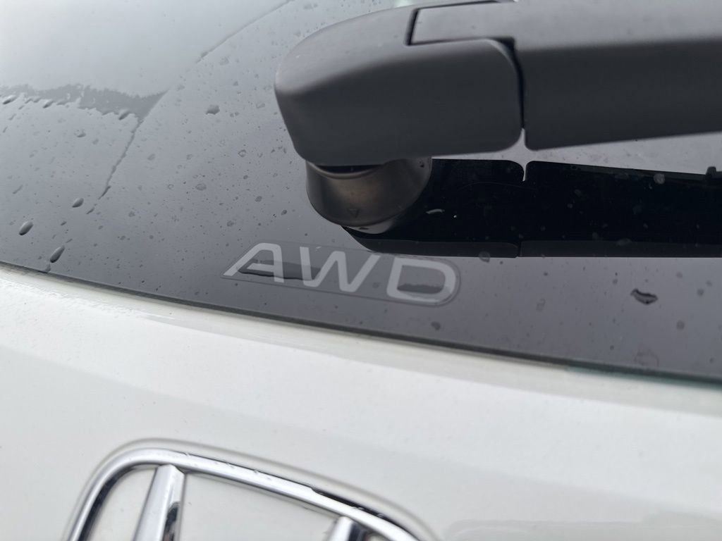 Used 2025 Honda HR-V EX-L image 10