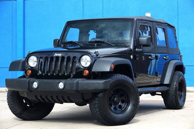 Used 2010 Jeep Wrangler Unlimited Sport image 2