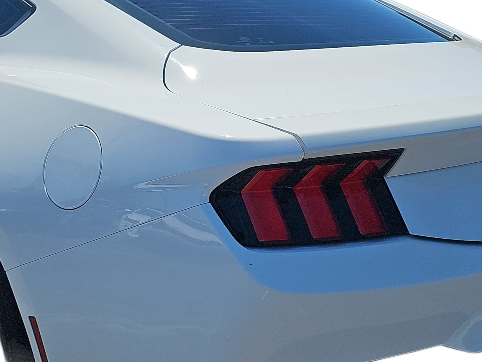 Used 2024 Ford Mustang GT Premium RWD image 30