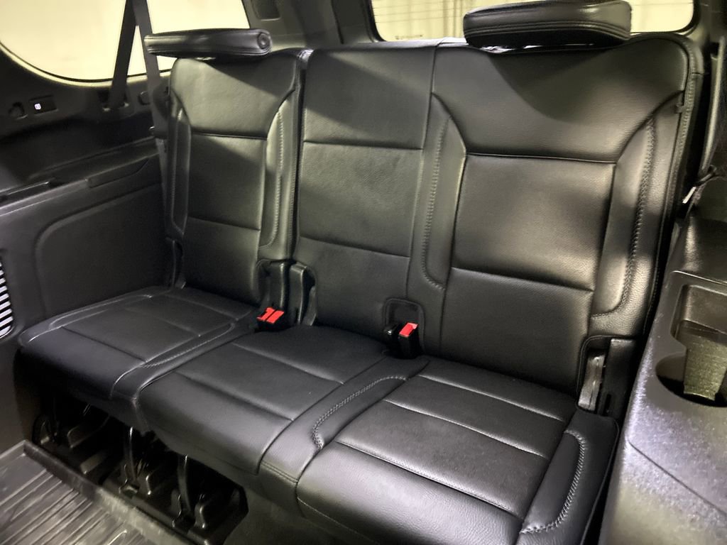 Used 2024 GMC Yukon XL Denali AWD/4WD image 25