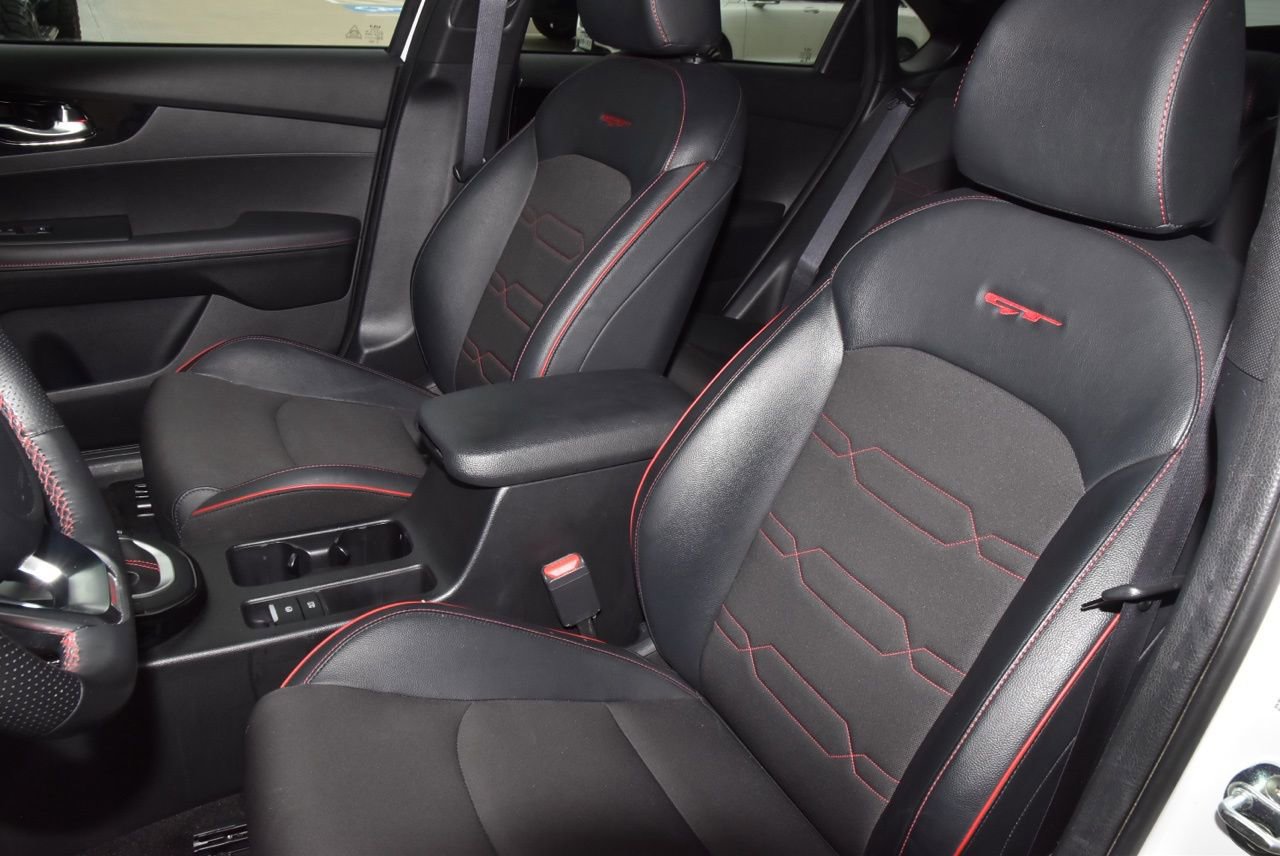 Used 2022 Kia Forte GT w/ GT Technology Package FWD image 33
