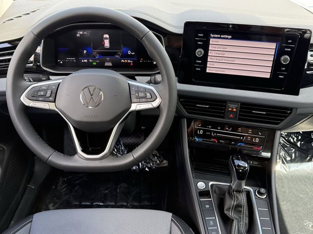 New 2026 Volkswagen Jetta SE image 8