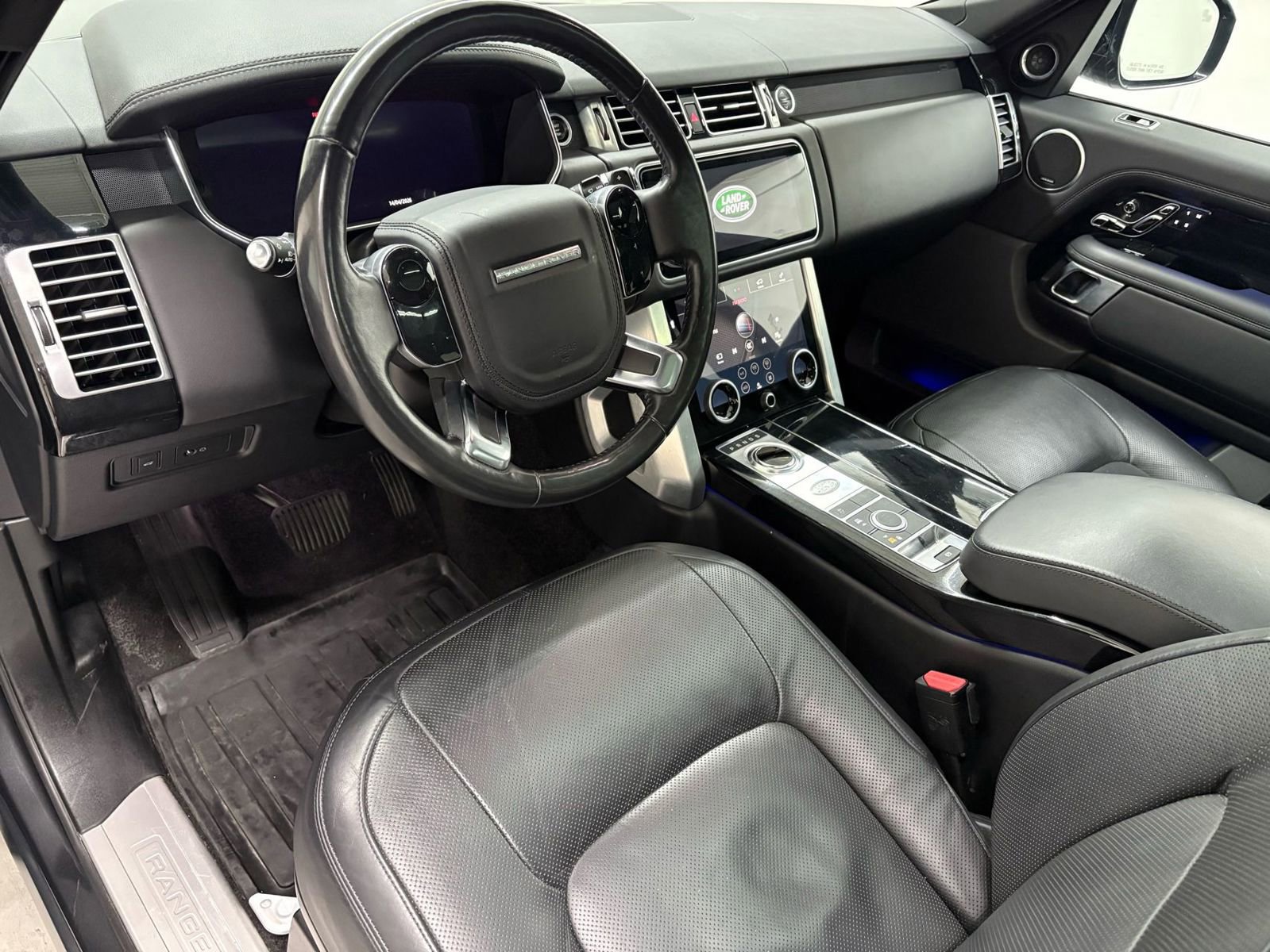 Used 2020 Land Rover Range Rover HSE AWD/4WD image 12