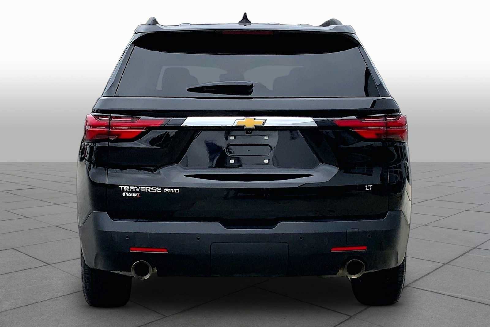 Used 2023 Chevrolet Traverse LT AWD/4WD image 5