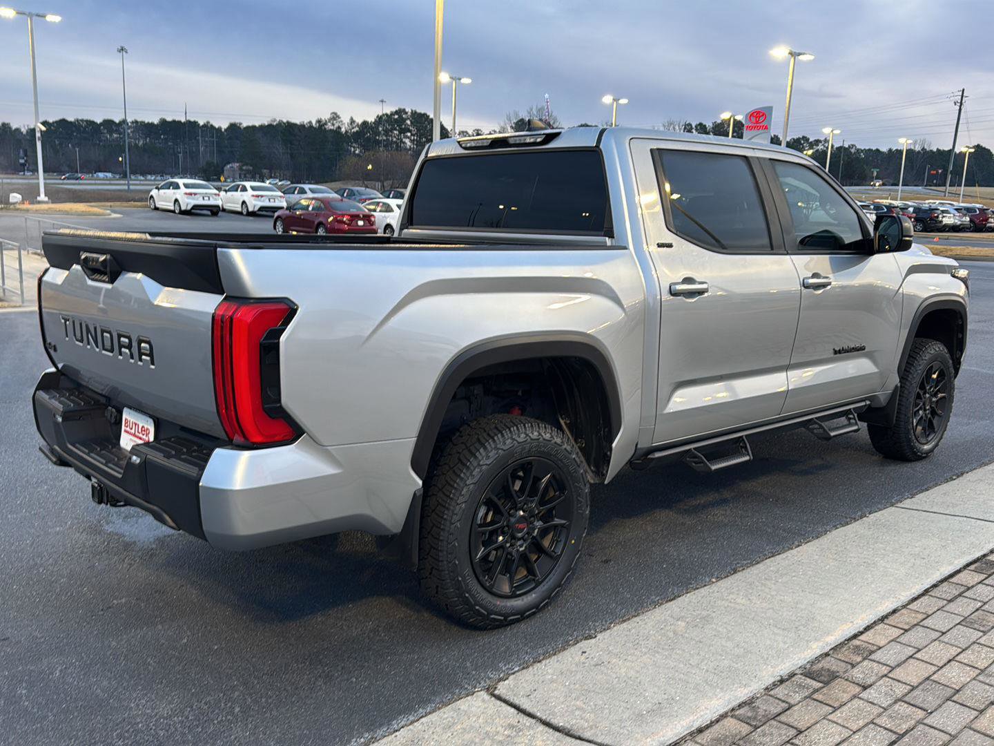 Used 2024 Toyota Tundra SR5 image 5