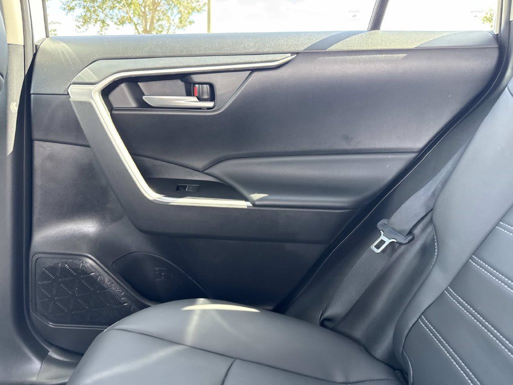 Used 2025 Toyota RAV4 XLE Premium FWD image 17