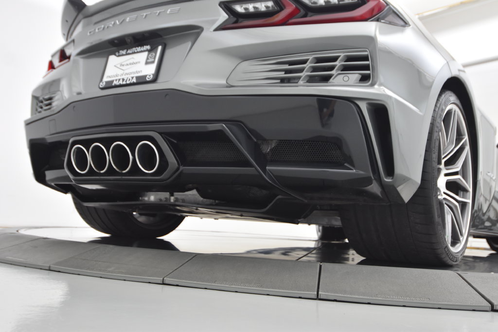 Used 2024 Chevrolet Corvette Z06 RWD image 71