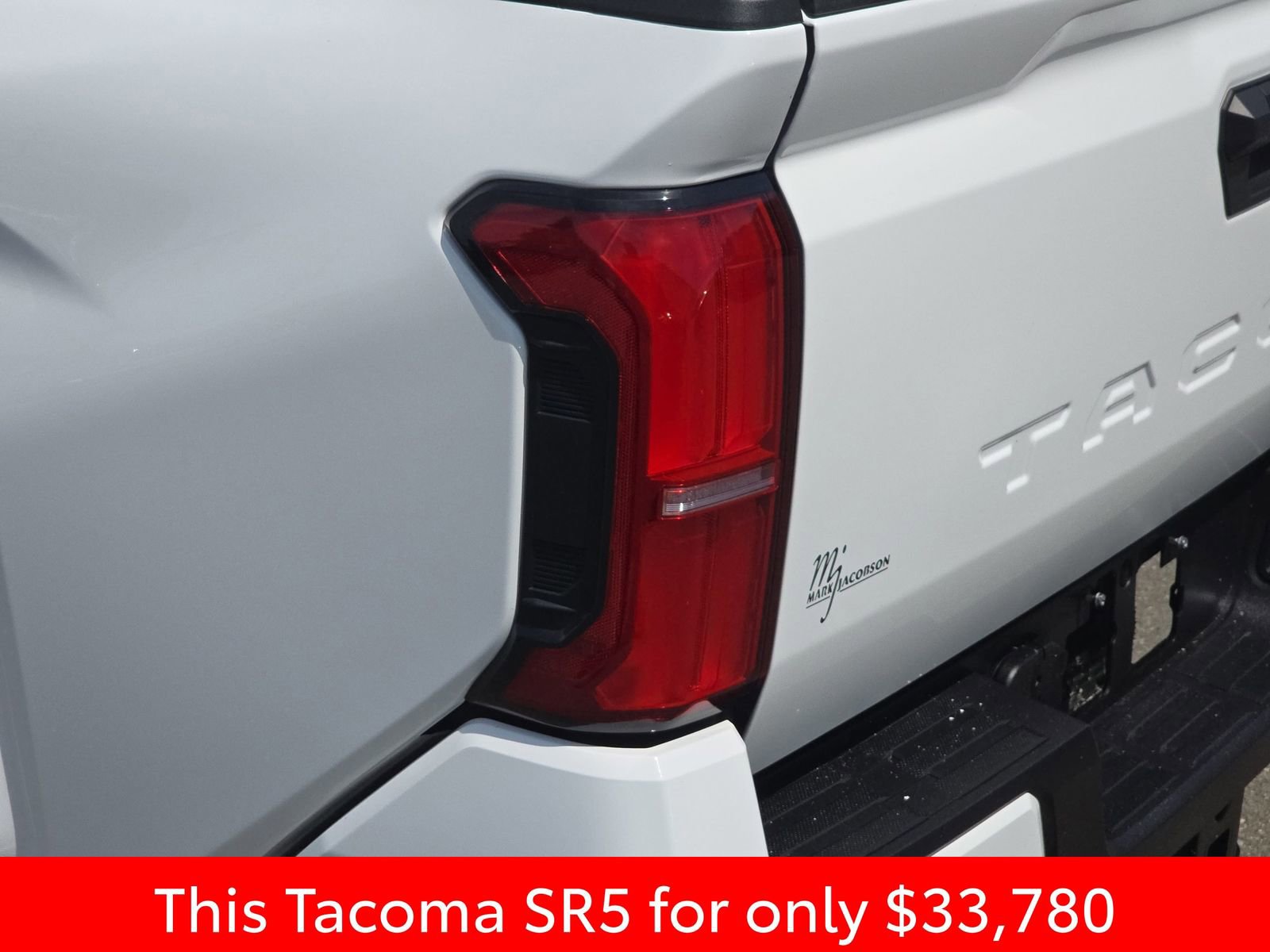 Used 2024 Toyota Tacoma SR5 RWD image 39