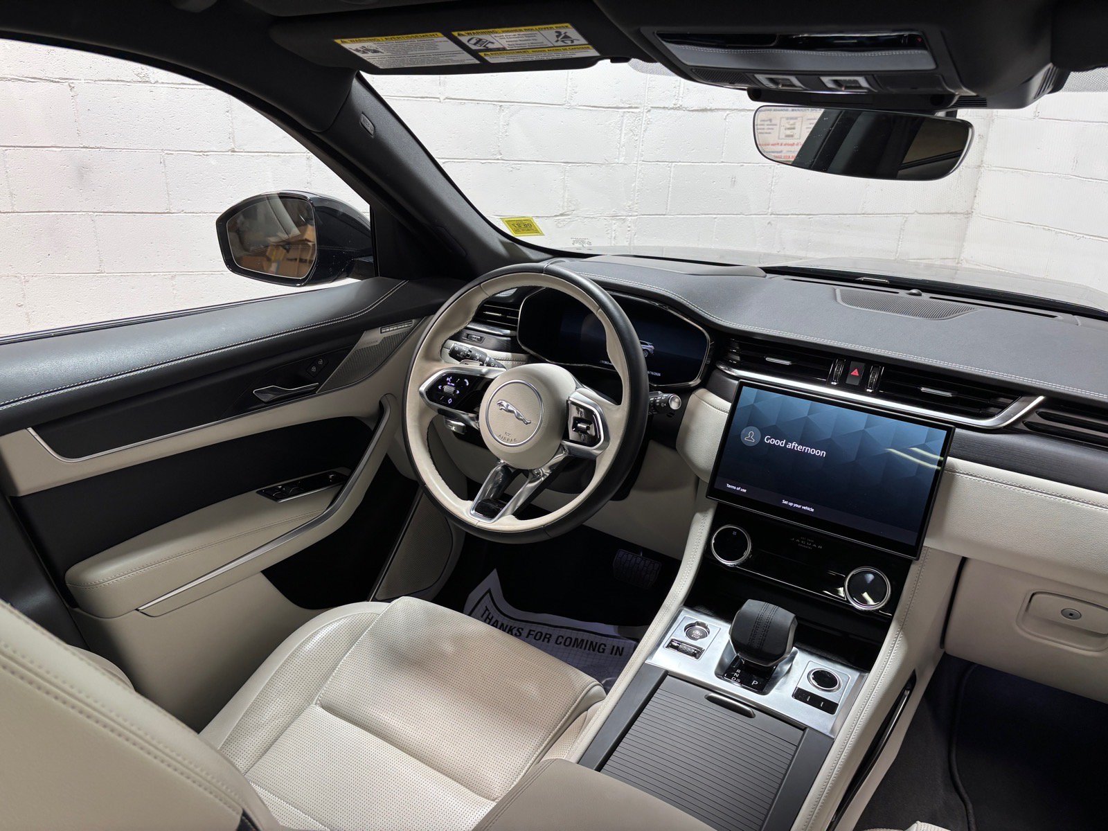 Used 2026 Jaguar F-PACE R-Dynamic S AWD/4WD image 35