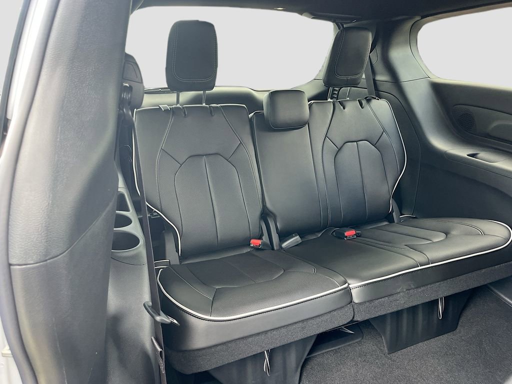 New 2027 Chrysler Pacifica Touring Plus FWD image 27