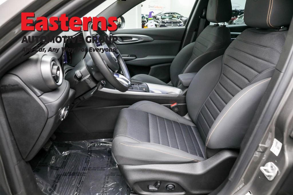 Used 2024 Alfa Romeo Tonale Sprint image 14